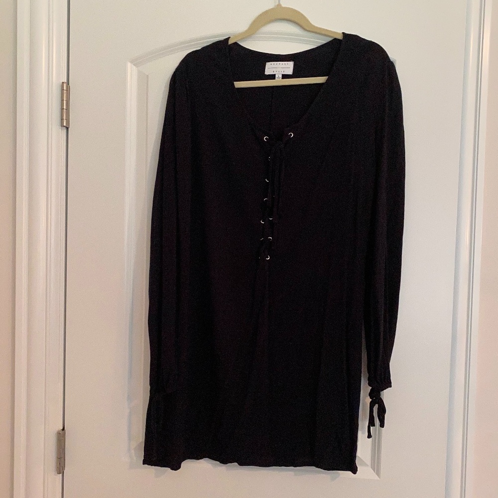 Black Kendal and Kylie dress